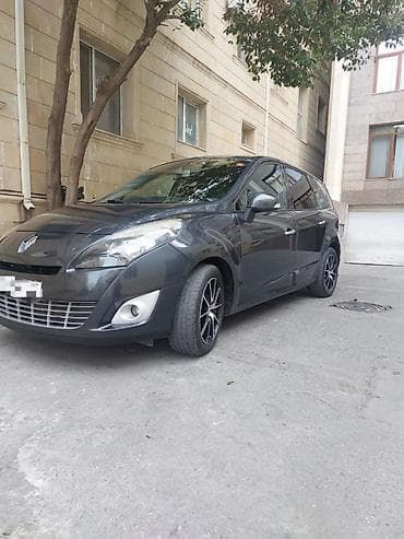 Renault Grand Scenic: 1.5 l | 2009 il 320000 km Van/Minivan