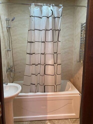 7 mikrorayon: Yasamal rayonu,Asan xidmətin arxasında,Mida yaşayış kompleksində,3 — 4