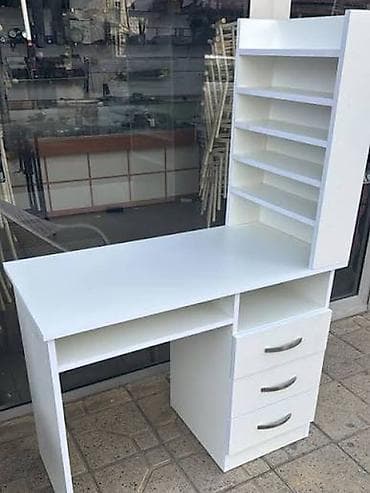 padnos nədir: Düz masa, Stulsuz, Polkalı, Siyirməli, Sadə laminat — 1