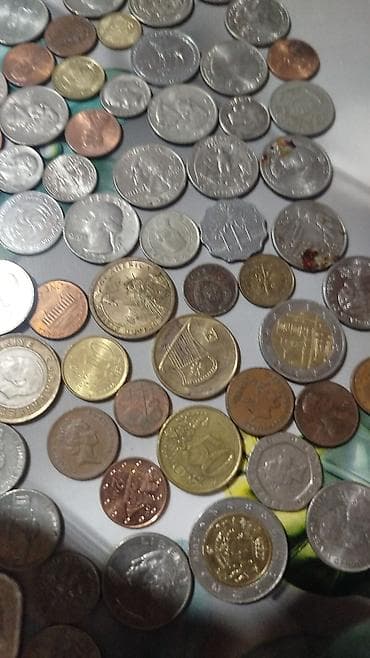 Beynəlxalq xırda pul kolleksiyası – müxtəlif ölkə və illərdən qarışıq — 9
