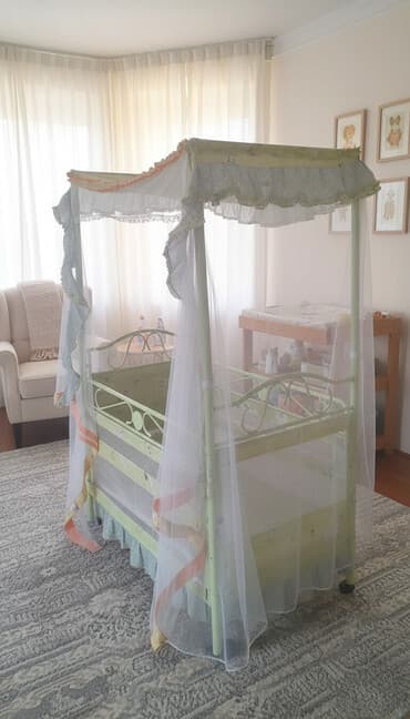 usaq maneji: Usaq kravati satilir ucuz qiymete,son qiymetdi — 1