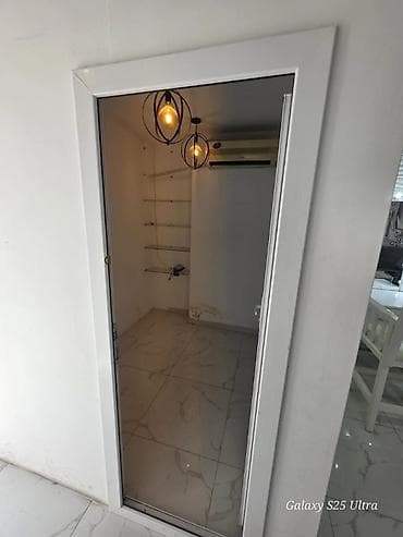 surucu axdarilir: Qadın saç ustası tələb olunur, Faiz, 3-5 illik təcrübə, Alətlərin təqdim olunması — 3