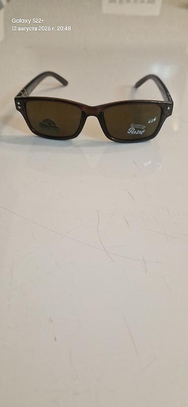 Eynəklər: Gün eynəyi, Persol, Yeni — 3