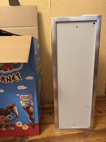 hamam şkafı: İki rəfli divar şkafı - Ölçülər: təxminən 70 sm hündürlük, 25 sm en - — 6