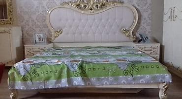 Спальные гарнитуры: Двуспальная кровать — 3