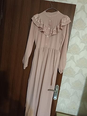 hicablı don: Zərif uzun don – pudra/solğun çəhrayı rəngdə. - Uzunqol, qapalı — 2