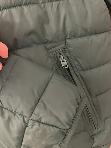 balonka kurtka: Çox az geyinilib Bershka - Rəng: tünd yaşıl - Ölçü: XL (EUR XL, USA — 4