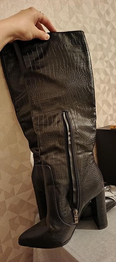 женские резиновые сапоги: Qadin çəkmələri – qara rəng, timsah dərisi fakturası ilə - Model — 2