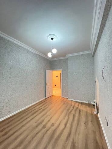 sibrizdə evlərin qiyməti: Mənzil kirayə verilir. 12.7 mərtəbə 3 otaq, mətbəx mebeli var, əşyasız — 8