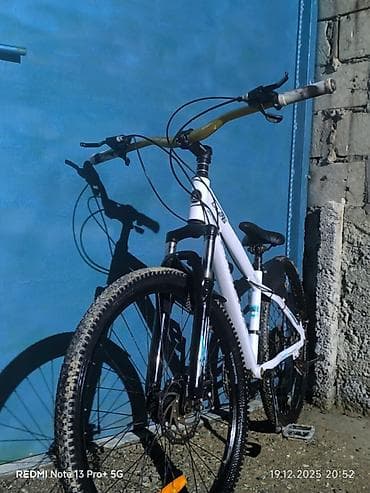 Velosiped aksesuarları: Dağ velosipedi – 26” təkərli, disk əyləcli - Çərçivə: yüngül metallik — 1