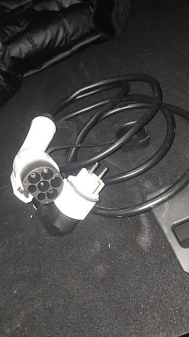 byd bufer: Byd seal 05 modelinin usdunnen cixan orginal şarj kabeli orginaldir — 1