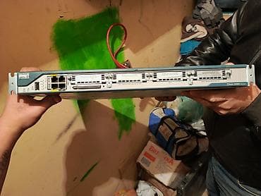 fiber optik router: Cisco 2800 Series router - Orijinal Cisco Systems avadanlığı, rack — 1