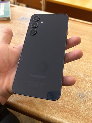 samsung a35 ekran: Samsung Galaxy A35, 256 GB, rəng - Qara — 2