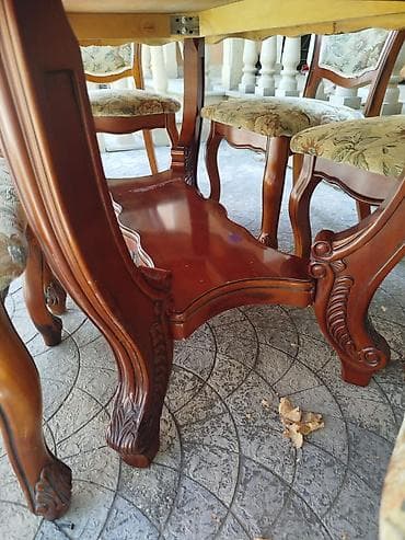 Klassik üslubda yemək masası və 6 ədəd stul dəsti. - Material: təbii — 4