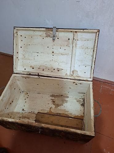 antik stullar: Qedimi sandiq satilir 50 manata — 3