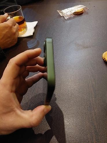 Elektronika: IPhone 13, 128 GB, Yaşıl, Simsiz şarj — 3