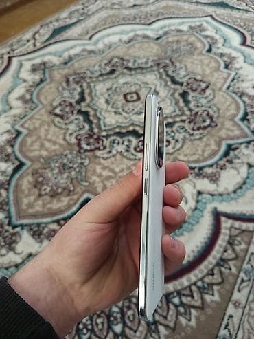 nar operator nomresi: Honor 200 Pro, 256 GB, rəng - Ağ, Sensor — 6