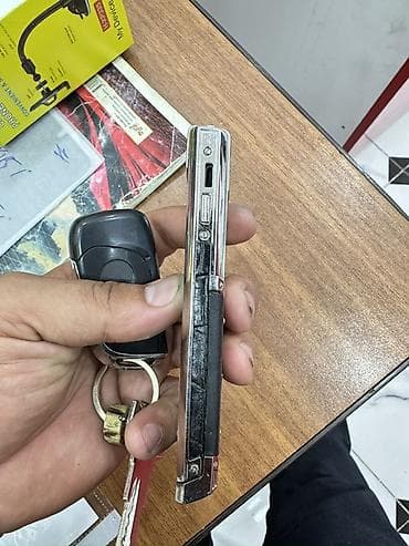 irşad komputer ucuz: Vertu Signature Touch — 4