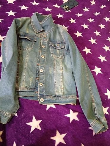 Cins gödəkçə - Klassik açıq-mavi denim rəngi, yüngül “distressed”