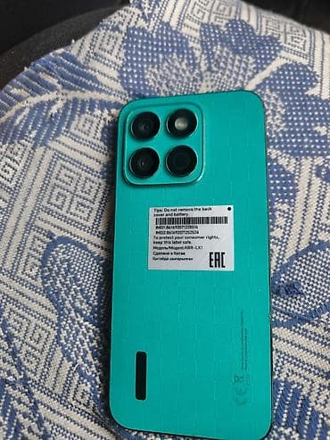 Honor X8c Xüsusiyyətlər: - Arxa panel: canlı firuzə rəngdə örtük