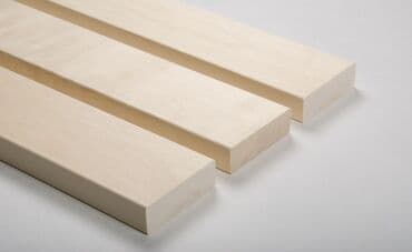 Ağac astarlı lövhələr – təbii ağ rəngli, hamar səthli, “dil-oyuq”