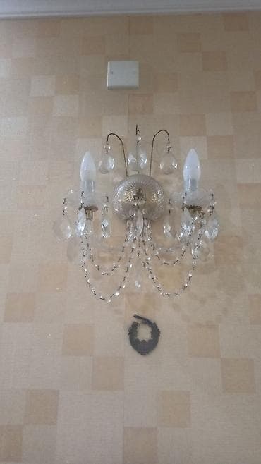 Klassik üslubda kristal divar bra. - 2 lampalı, E14 patron (şam — 1