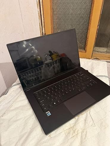 notebook i9: Intel NUC laptop - Prosesor: Intel Core (Intel Evo platforması nişanı — 1