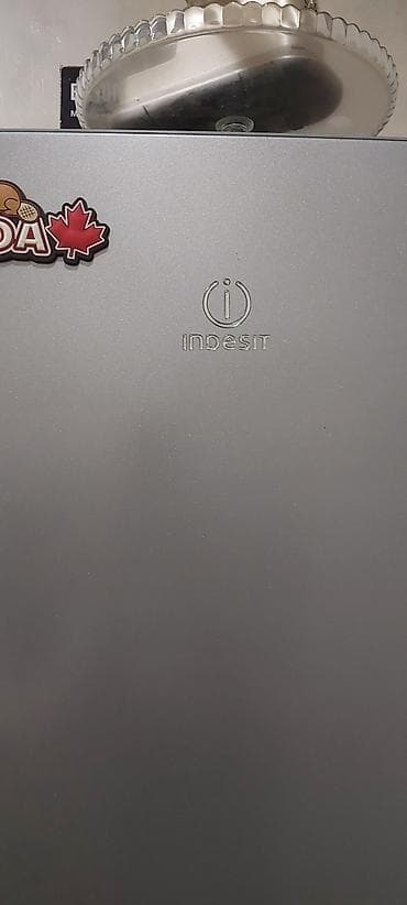 indesit холодильник: Indesit soyuducu satilir 200 azn unvan m.ecemi metrosun ustu — 2