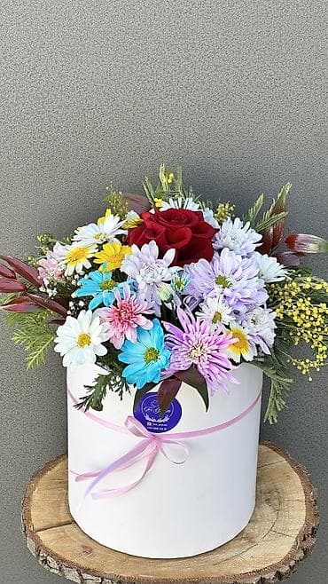 ev gullerinin satisi: 8 marta özəl kampaniyalar təbii güllər üçün əlaqə : İnstagram - — 2