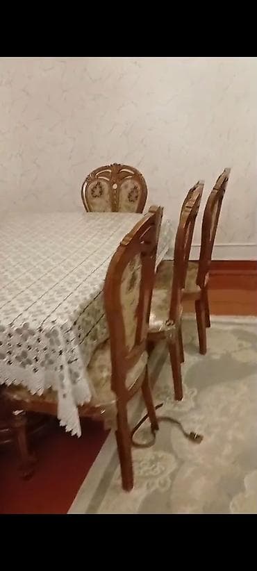 dəmir taxt: Qonaq otağı üçün, İşlənmiş, Açılan, Dördbucaq masa, 8 stul — 2