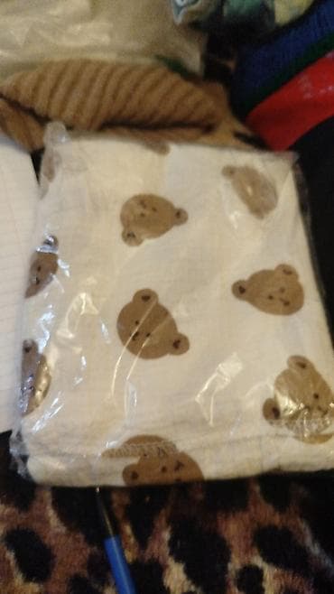 brend usaq geyimləri: Uşağ paltarları hər biri tezedi eldedi satılır kim almaq istəsə yaza — 9