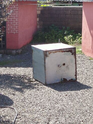 купить измельчитель сена бу: Yaxşı vəziyyətdədi. 1 ton su tutumu — 1