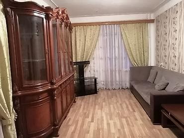 450 manata 3 otaqli evi butun əsyalarla kirayə verilir. Evde — 2