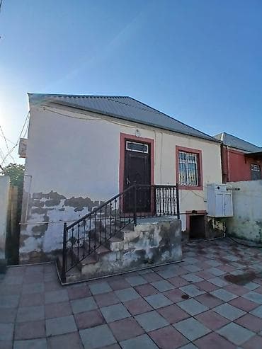 Дома: 3 комнаты, 55 м², Средний ремонт — 6