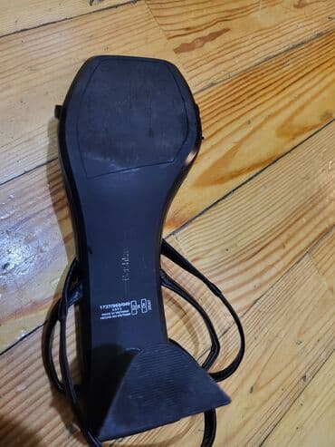 женские пляжные шлепанцы: Размер: 39, цвет - Черный, Новый — 3