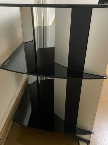 sine boyuden bitki: İşlənmiş, Düz TV altlığı, Polkalı, Şüşəli, Türkiyə — 6