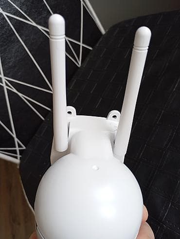 yaxa mikrafonu: Wi‑Fi IP müşahidə kamerası – Y2 model Xüsusiyyətlər: - 2 ədəd güclü — 5