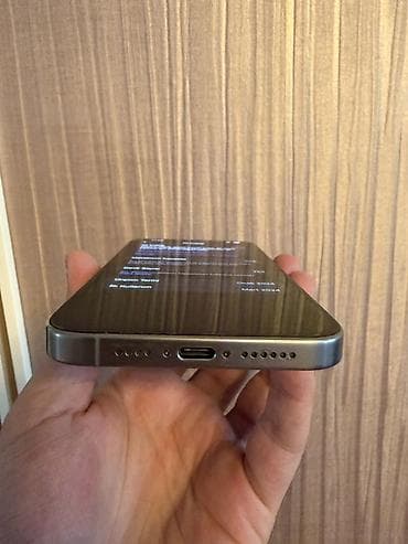 gizli balaca kamera: IPhone 15 Pro Max, 256 GB, Natural Titanium, Simsiz şarj — 10