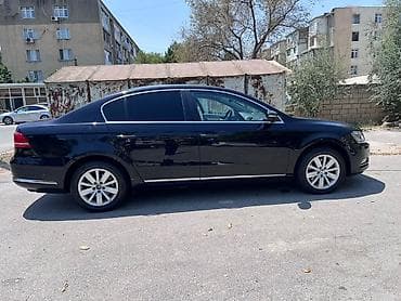 teker 215: Volkswagen Passat sedan – qara rəng, TSI mühərrik. Xarici: - Parlaq — 1