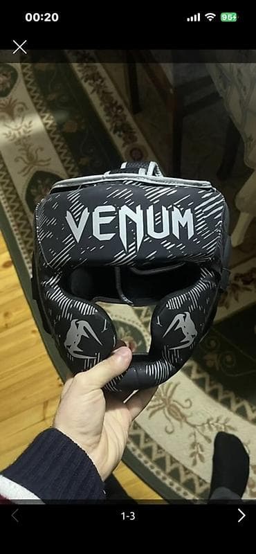 Venum boks/MMA baş qoruyucusu - Brend: Venum - Rəng və dizayn: Qara