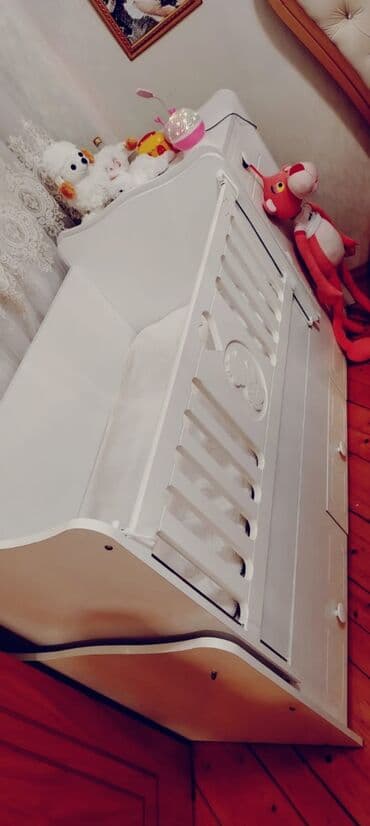 carpayi usaq: Oğlan və qız üçün, Dördbucaq, Beşik, Dəstsiz, Matras ilə, Yellənmə mexanizmsiz — 5