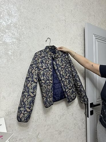 Plaşlar: Qadın üst geyimləri dəsti 1) Nazik qatıqlı jaket – tünd göy rəng — 1