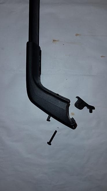 baqaj duqası: Baqaj duqası Hyundai Santafe üzərindən çıxarılıb. digər modellər üçün — 4