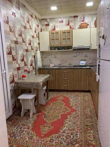 əhmədli ev: 6 otaqlı, 200 kv. m, Orta təmir — 12