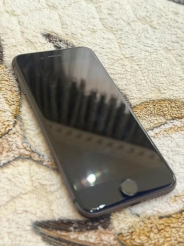 iphone 16 sadə: IPhone 8, Qara — 6