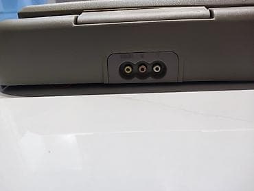 avto manitor: Land Cruiser, Prado üçün tavana bağlanan manitor.Tavan tipli avtomobil — 2