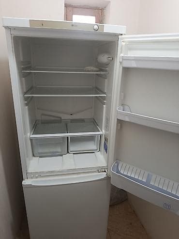 2 qapılı Indesit Soyuducu Satılır, rəng - Ağ — 4