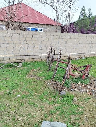 w202 qapi uzluyu: Belarus MTZ traktoru + otbiçən aqreqatı - Rəng: mavi, kabinəli - Ön — 6