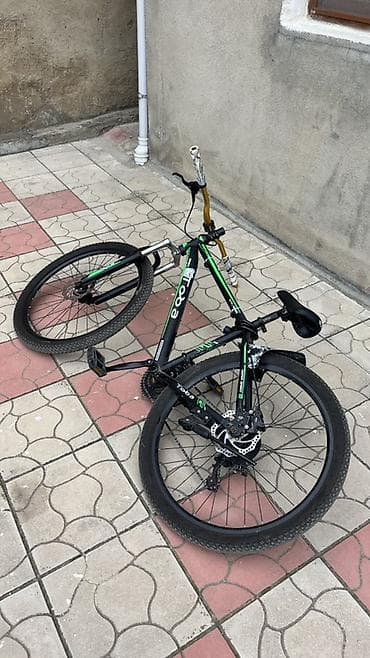 velosiped kameri: Velosiped 26 lıqdı ideal vəziyyətdəditormuzları hidravlikdi normal — 2