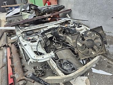 bmw e34 ehtiyat hisseleri: BMW f30 2014 ön hissəsi – ehtiyat hissələri üçün Təqdim olunur: minik — 3